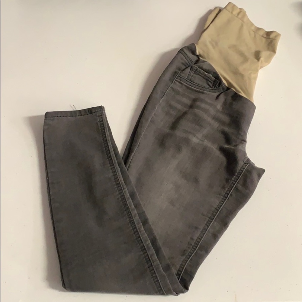 Gray skinny super stretchy maternity jeans